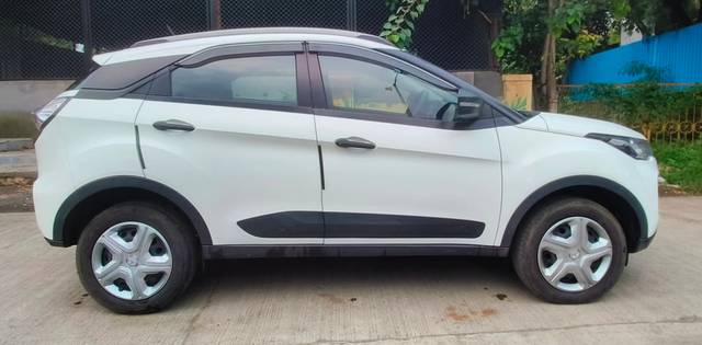 https://images10.gaadi.com/usedcar_image/4601570/original/a05bffc34ddeb5eaffcaafd5191f17b9.jpg?imwidth=6401