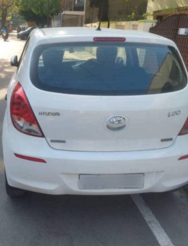https://images10.gaadi.com/usedcar_image/4601577/original/processed_f310ae21152d8493249a4a5b1e9f94f3.png?imwidth=6402