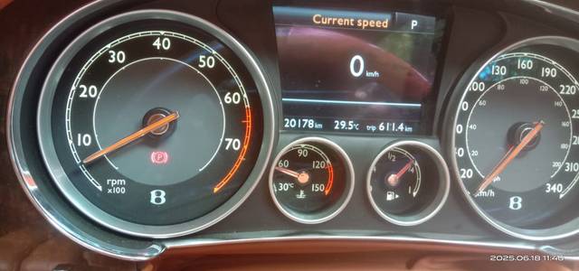 https://images10.gaadi.com/usedcar_image/4601597/original/c6903190c3d5edbc3f61176e607490f7.jpg?imwidth=6401