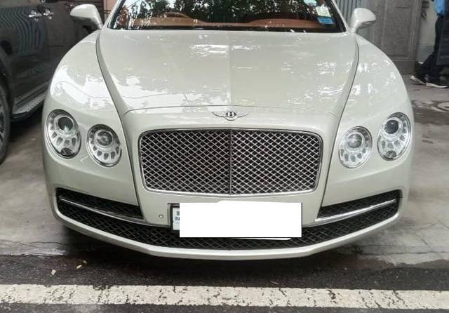 https://images10.gaadi.com/usedcar_image/4601597/original/processed_f648ec656adab464a49af6841e924716.jpg?imwidth=6400