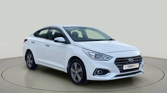 https://images10.gaadi.com/usedcar_image/4601629/original/5d9cadecb6a707c1ffe65b0487fd6d9b.jpg?imwidth=6400