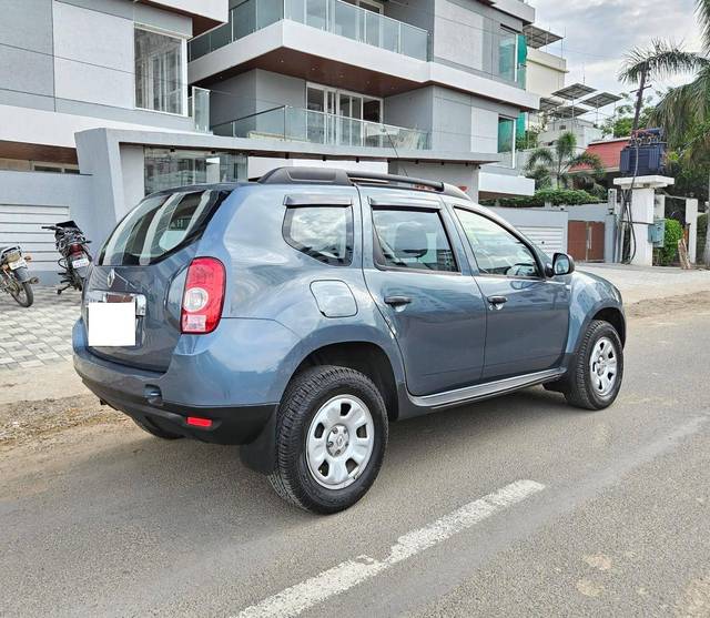 https://images10.gaadi.com/usedcar_image/4601634/original/processed_8d99e855cd358bc8ee3cf6c5014971a3.jpg?imwidth=6402