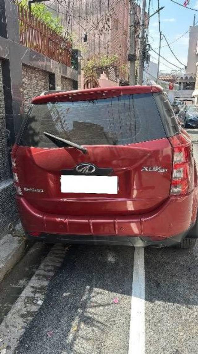 https://images10.gaadi.com/usedcar_image/4601638/original/processed_57ca927e-c039-497f-9320-f53d780b97c1.jpeg?imwidth=6401