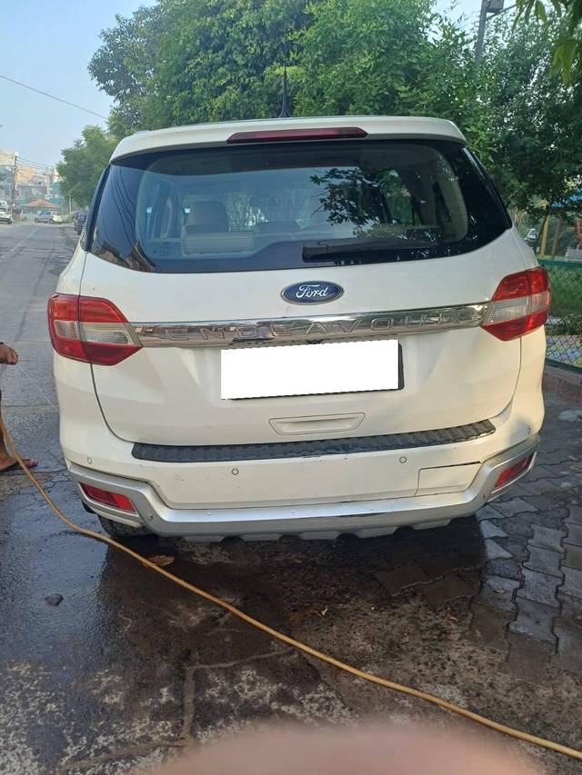 https://images10.gaadi.com/usedcar_image/4601645/original/processed_ff21b24a-19be-4d52-be7d-0653df7fd849.jpg?imwidth=6400