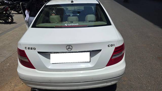 https://images10.gaadi.com/usedcar_image/4601690/original/processed_0804f315-142d-4b7d-8891-6af467ae327b.jpg?imwidth=6402