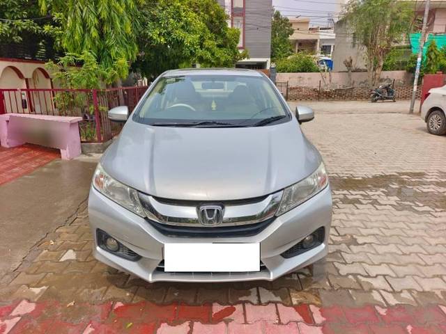 https://images10.gaadi.com/usedcar_image/4601697/original/processed_981d43d2-6d0f-4899-82b3-2449618fd9fc.jpg?imwidth=6400