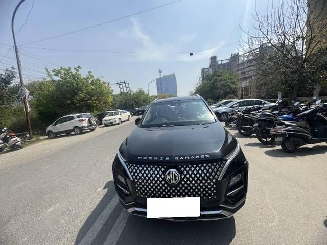 https://images10.gaadi.com/usedcar_image/4601702/original/processed_bb4879f8-1ae6-4607-ba1a-1169cc5ac7db.jpg?imwidth=6400