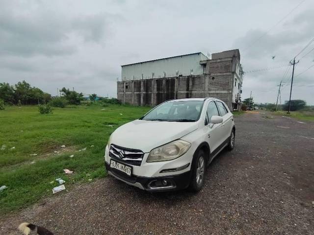 https://images10.gaadi.com/usedcar_image/4601708/original/processed_8a35f1a8-9c93-4582-9ce2-79ef2522f126.jpg?imwidth=6400