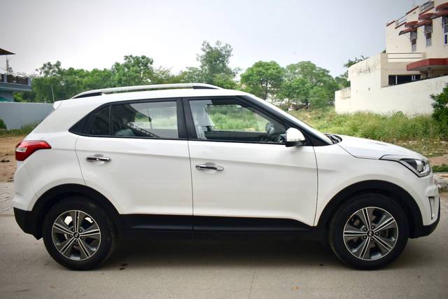 https://images10.gaadi.com/usedcar_image/4601711/original/83a5463f24b63d2d9f61b4bd75857b74.jpg?imwidth=6401