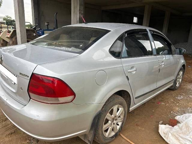 https://images10.gaadi.com/usedcar_image/4601727/original/processed_b11de16f-14f9-429b-9279-20a99d34057b.jpg?imwidth=6401