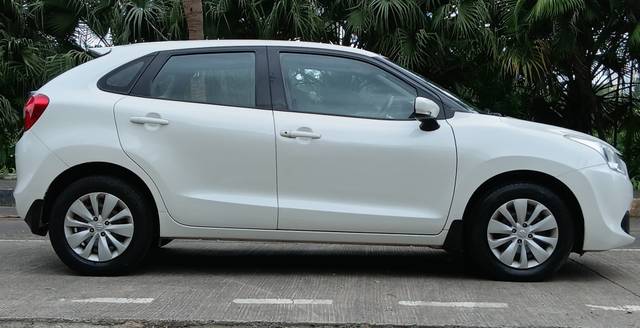 https://images10.gaadi.com/usedcar_image/4601744/original/ab14bf640bfe078c9a5b6693e60e2469.jpg?imwidth=6401