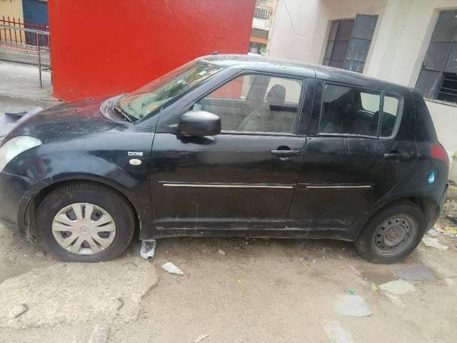 https://images10.gaadi.com/usedcar_image/4601757/original/processed_adb27424-8150-42e2-a5fc-3e9044ec0aa0.jpg?imwidth=6402