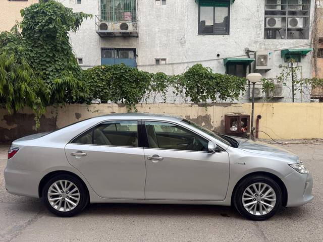 https://images10.gaadi.com/usedcar_image/4601775/original/bee45741b7011db509e991e5eb0ae9f2.jpg?imwidth=6402