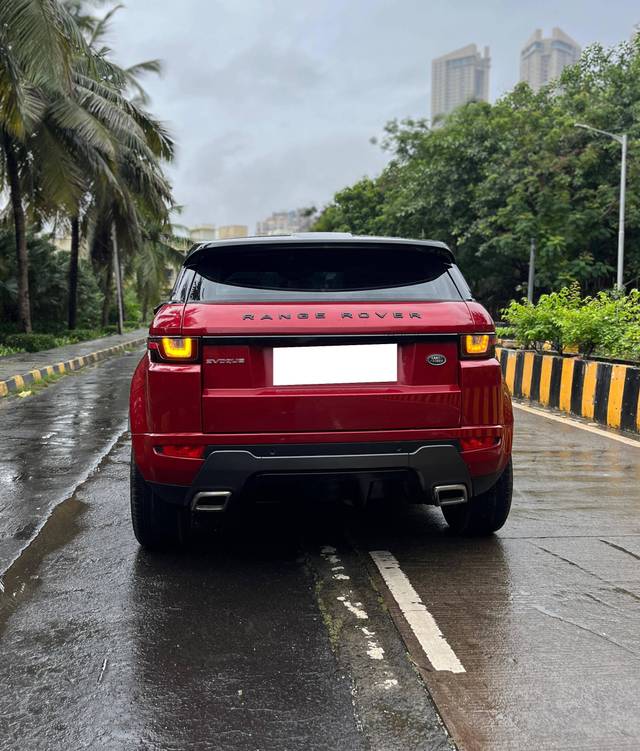 https://images10.gaadi.com/usedcar_image/4601778/original/processed_4321e46e23d2185ac9c49a296c8bc632.jpeg?imwidth=6401
