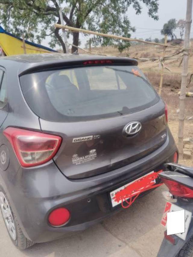 https://images10.gaadi.com/usedcar_image/4601785/original/processed_ccf25bed-1079-4910-8132-e20d08755a5a.jpg?imwidth=6401