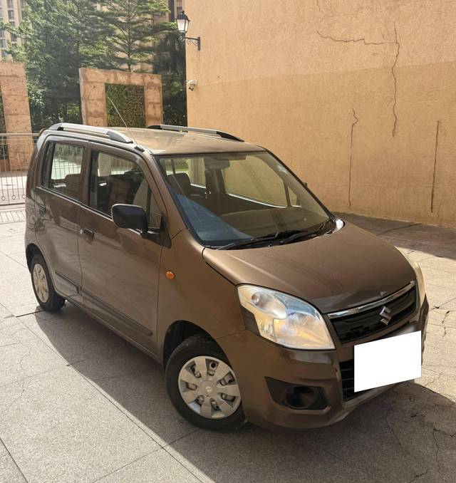 https://images10.gaadi.com/usedcar_image/4601798/original/processed_737792ff34a57d567d3193662888c642.jpg?imwidth=6400