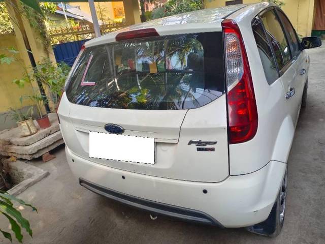 https://images10.gaadi.com/usedcar_image/4601809/original/processed_c1370df1-ddee-4964-9367-2580e301c98b.jpg?imwidth=6401
