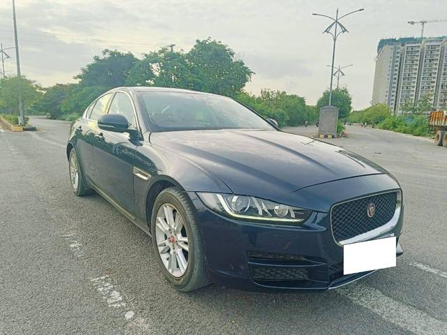 https://images10.gaadi.com/usedcar_image/4601816/original/processed_1a584f5cf5c1530c3da44904fcb56f5e.jpg?imwidth=6400
