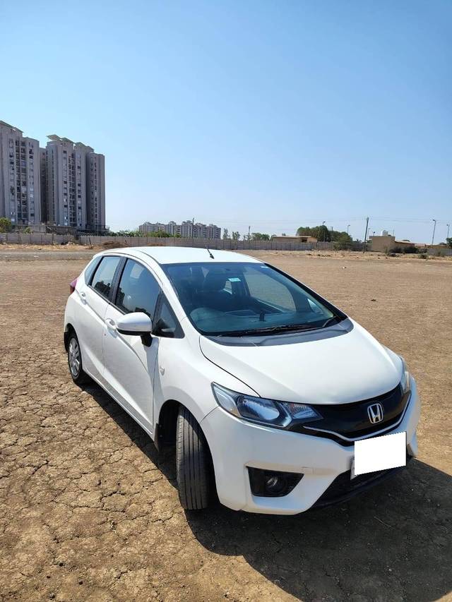 https://images10.gaadi.com/usedcar_image/4601819/original/processed_abce074d571a9ae936ec82587aaeff8f.jpg?imwidth=6400