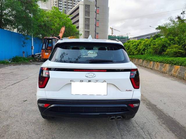 https://images10.gaadi.com/usedcar_image/4601858/original/processed_884efd45649642f893bee51372e4f9ec.jpg?imwidth=6401