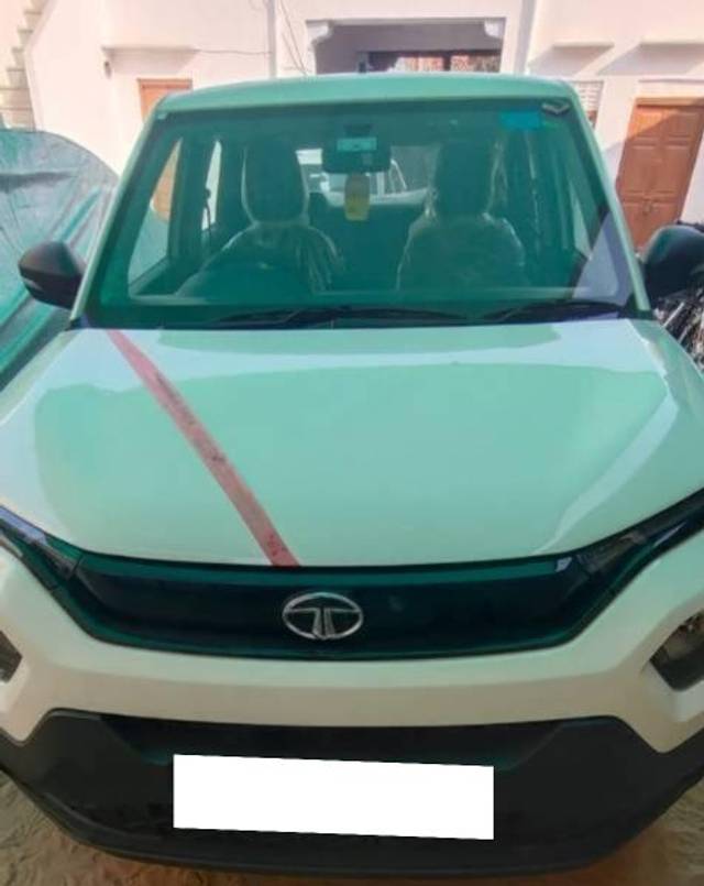 https://images10.gaadi.com/usedcar_image/4601873/original/processed_f73c9a0d-5209-4019-b0da-7513ab6ebf3f.jpg?imwidth=6400
