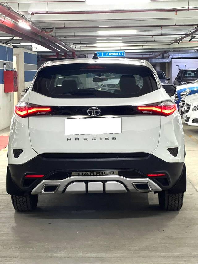 https://images10.gaadi.com/usedcar_image/4601891/original/processed_49b6d09b91181af52a17d96de599f5a4.jpg?imwidth=6401
