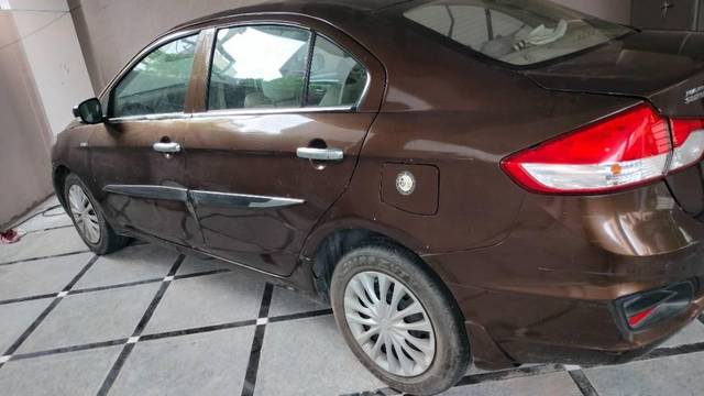 https://images10.gaadi.com/usedcar_image/4601895/original/processed_bb1b8fc8-7834-4a4a-b9fb-bb455372b20d.jpg?imwidth=6400