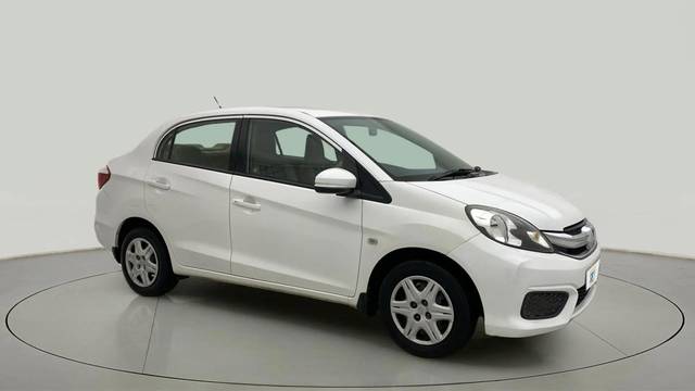 https://images10.gaadi.com/usedcar_image/4601920/original/6d459cd0b10bd7dd61945d95095b8172.jpg?imwidth=6400