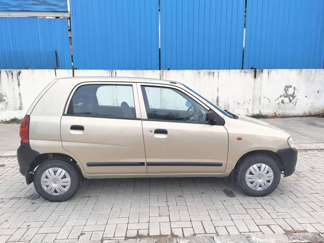 https://images10.gaadi.com/usedcar_image/4601963/original/processed_182b2af8ce25b1010e998e2448a6b1b2.jpg?imwidth=6401