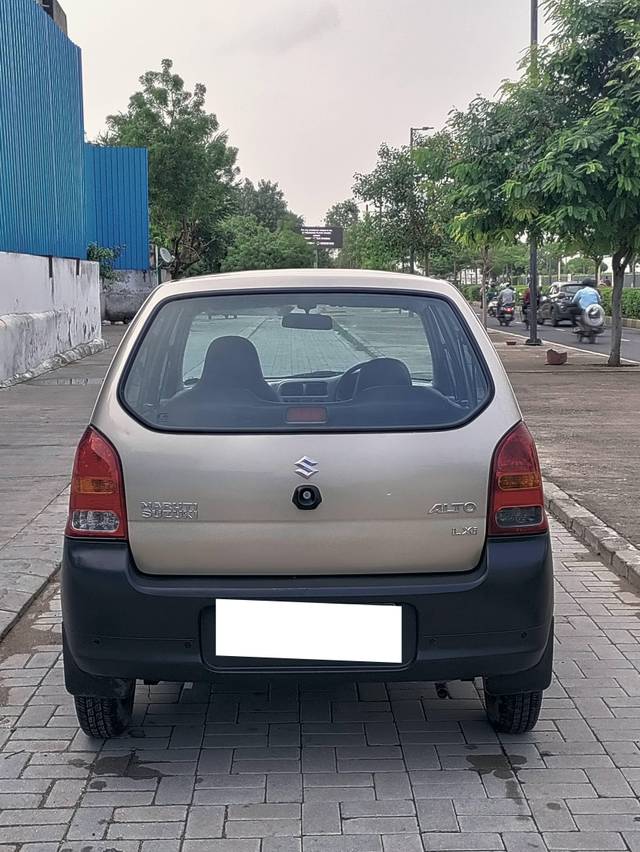 https://images10.gaadi.com/usedcar_image/4601963/original/processed_b96711525bad7306e5f360f9946a1183.jpg?imwidth=6402