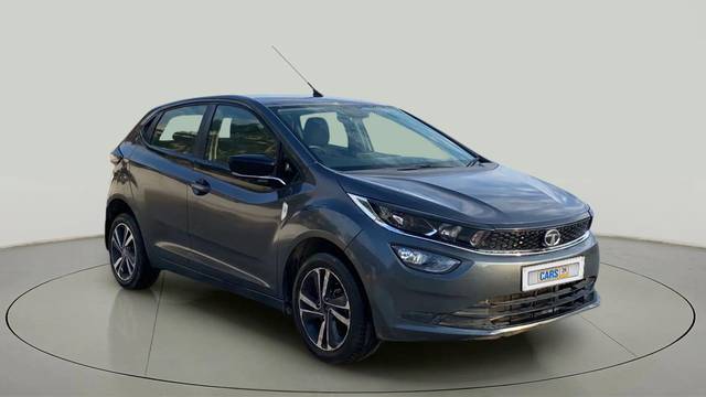 https://images10.gaadi.com/usedcar_image/4601972/original/93c70e75bc5e6aeacd0e14f5ff61d17c.jpg?imwidth=6400