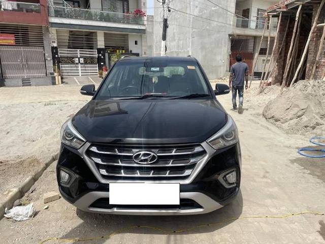 https://images10.gaadi.com/usedcar_image/4601980/original/processed_c094db69-3bd3-42ed-8869-6b4c4450a3fd.jpeg?imwidth=6402