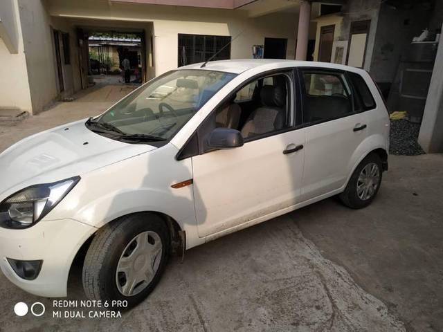 https://images10.gaadi.com/usedcar_image/4601983/original/processed_3a8dbbfe-5c1b-459b-bd83-e57b08857693.jpg?imwidth=6400
