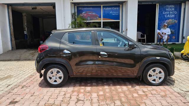 https://images10.gaadi.com/usedcar_image/4601990/original/processed_6f74738950466c2e197cbd7ba8cc8598.jpg?imwidth=6401