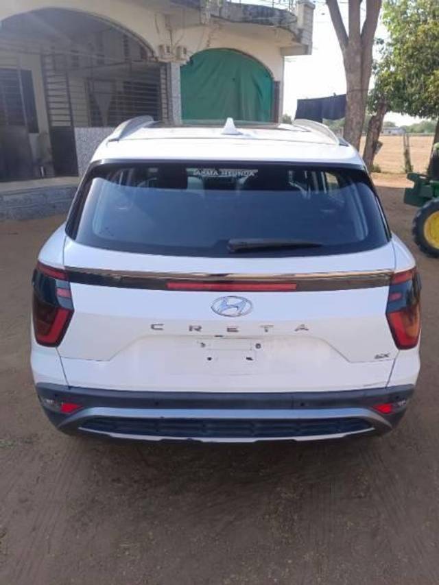 https://images10.gaadi.com/usedcar_image/4602002/original/processed_b8288b03-1137-4b13-9324-ecdc81f47e74.jpg?imwidth=6402