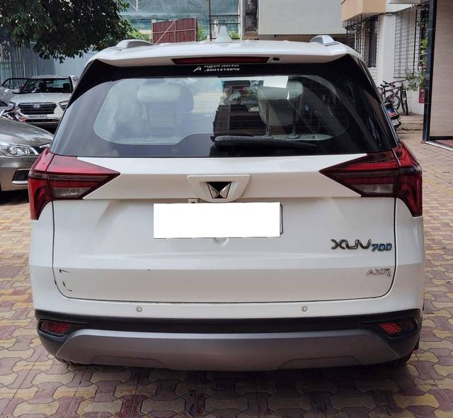 https://images10.gaadi.com/usedcar_image/4602004/original/processed_6e8421e23f476189a68a2aa194cac9af.jpg?imwidth=6401