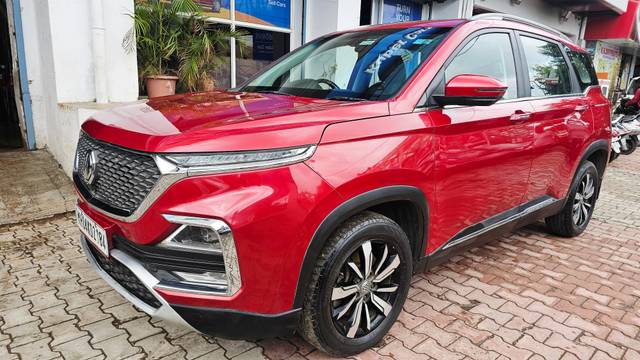 https://images10.gaadi.com/usedcar_image/4602010/original/processed_00b6263388197555d3ac43955743a156.jpg?imwidth=6400