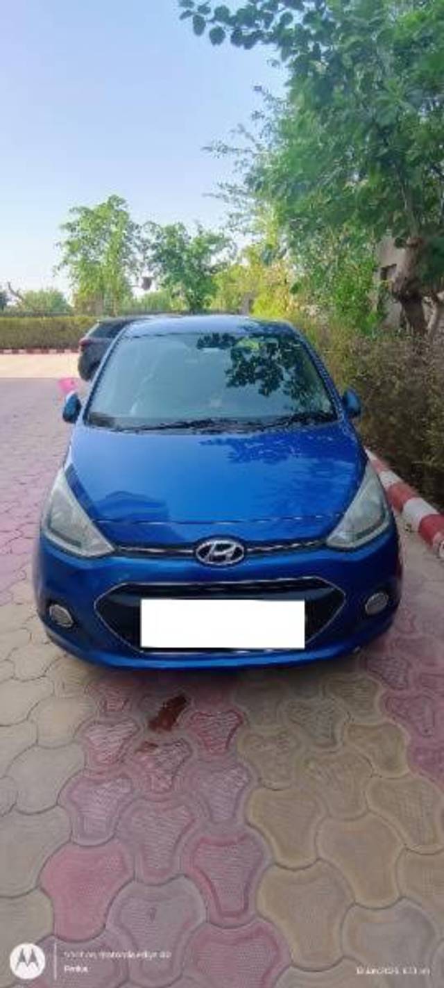 https://images10.gaadi.com/usedcar_image/4602062/original/processed_b8793fbf-5359-475b-8008-226d9cedfd9c.jpg?imwidth=6400