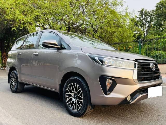 https://images10.gaadi.com/usedcar_image/4602064/original/processed_ca7810631560e1ca801c275d11214aa6.jpg?imwidth=6400