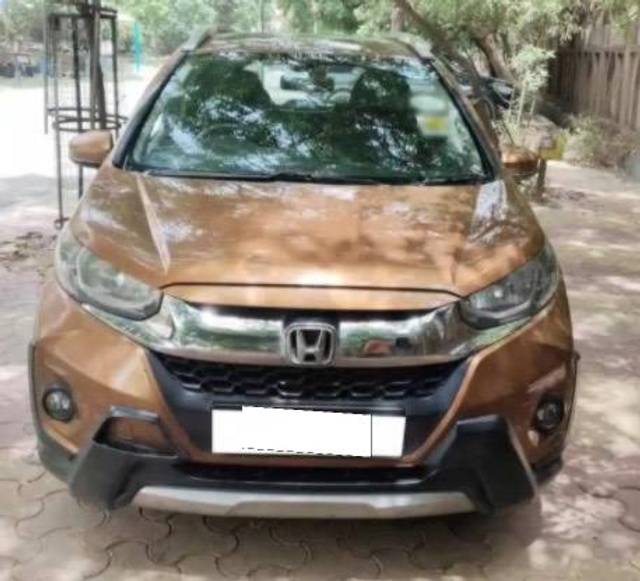 https://images10.gaadi.com/usedcar_image/4602072/original/processed_662e6281-b9c1-4d56-a58d-192e76336b45.jpeg?imwidth=6400
