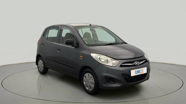 https://images10.gaadi.com/usedcar_image/4602081/original/e33170a7c52b1b32ce70fd694b1aa990.jpg?imwidth=6400