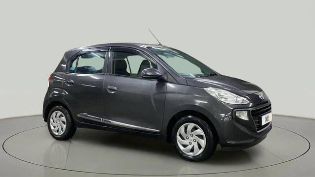 https://images10.gaadi.com/usedcar_image/4602085/original/c67e04d1a74b90d9e3fac8e6b3c1fbb5.jpg?imwidth=6400