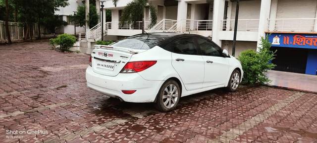 https://images10.gaadi.com/usedcar_image/4602143/original/processed_0e2652dc-76f0-45c4-a6ef-7ea218996b40.jpg?imwidth=6401