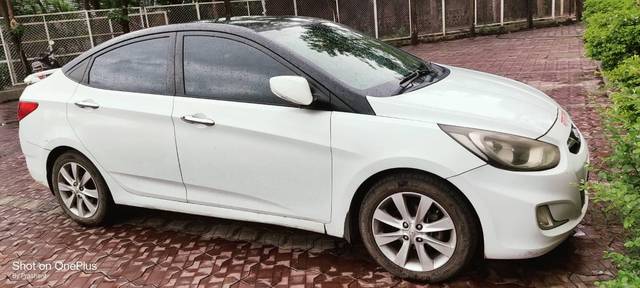 https://images10.gaadi.com/usedcar_image/4602143/original/processed_7bad70e1-ff9f-445a-b6df-3b424669139b.jpg?imwidth=6402