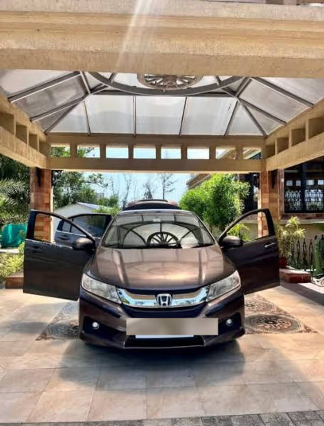https://images10.gaadi.com/usedcar_image/4602153/original/341704f3-f2ee-4e8b-ab4b-ecd86ccb07a5.png?imwidth=6400