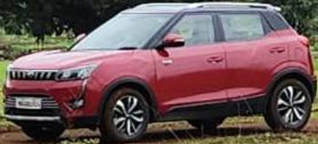 https://images10.gaadi.com/usedcar_image/4602159/original/processed_7e6b528a-d850-4d58-a44f-5aa06641e85d.jpg?imwidth=6400