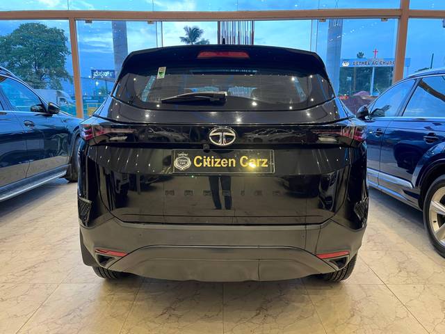 https://images10.gaadi.com/usedcar_image/4602172/original/processed_1c256d9c3137328ff90f95cd6618b3aa.jpg?imwidth=6401