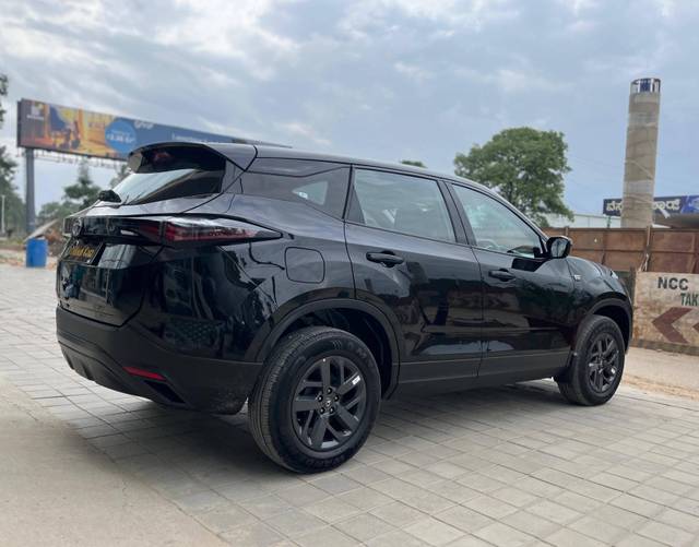 https://images10.gaadi.com/usedcar_image/4602172/original/processed_3b583d23ecd86b057e781cb3e7c069a1.jpg?imwidth=6401
