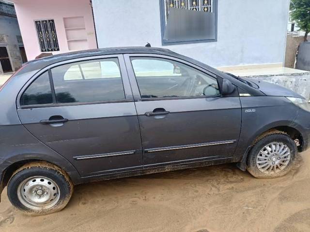 https://images10.gaadi.com/usedcar_image/4602192/original/processed_0f19dca8-d22c-420a-b30a-55a2978a0a89.jpg?imwidth=6401
