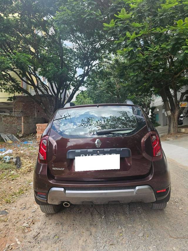 https://images10.gaadi.com/usedcar_image/4602214/original/processed_bf2304cd-4f22-4c7d-ba79-0566d533c197.jpg?imwidth=6400